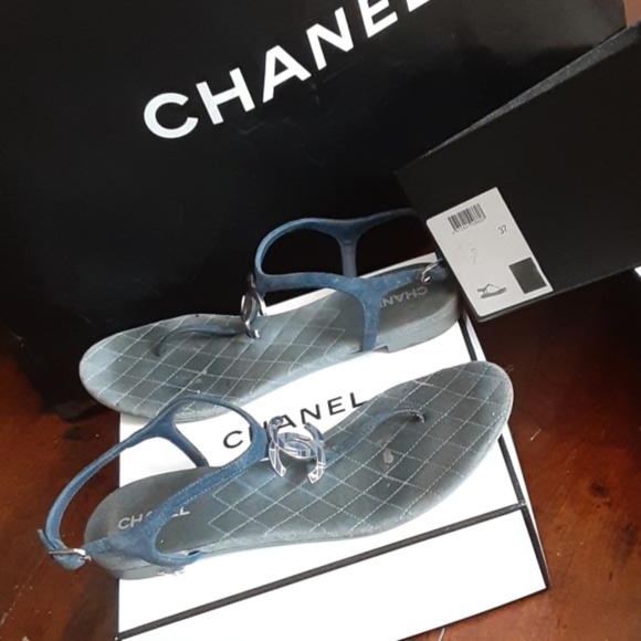 Chanel navy suede and leather sandals - Picture 1 of 5